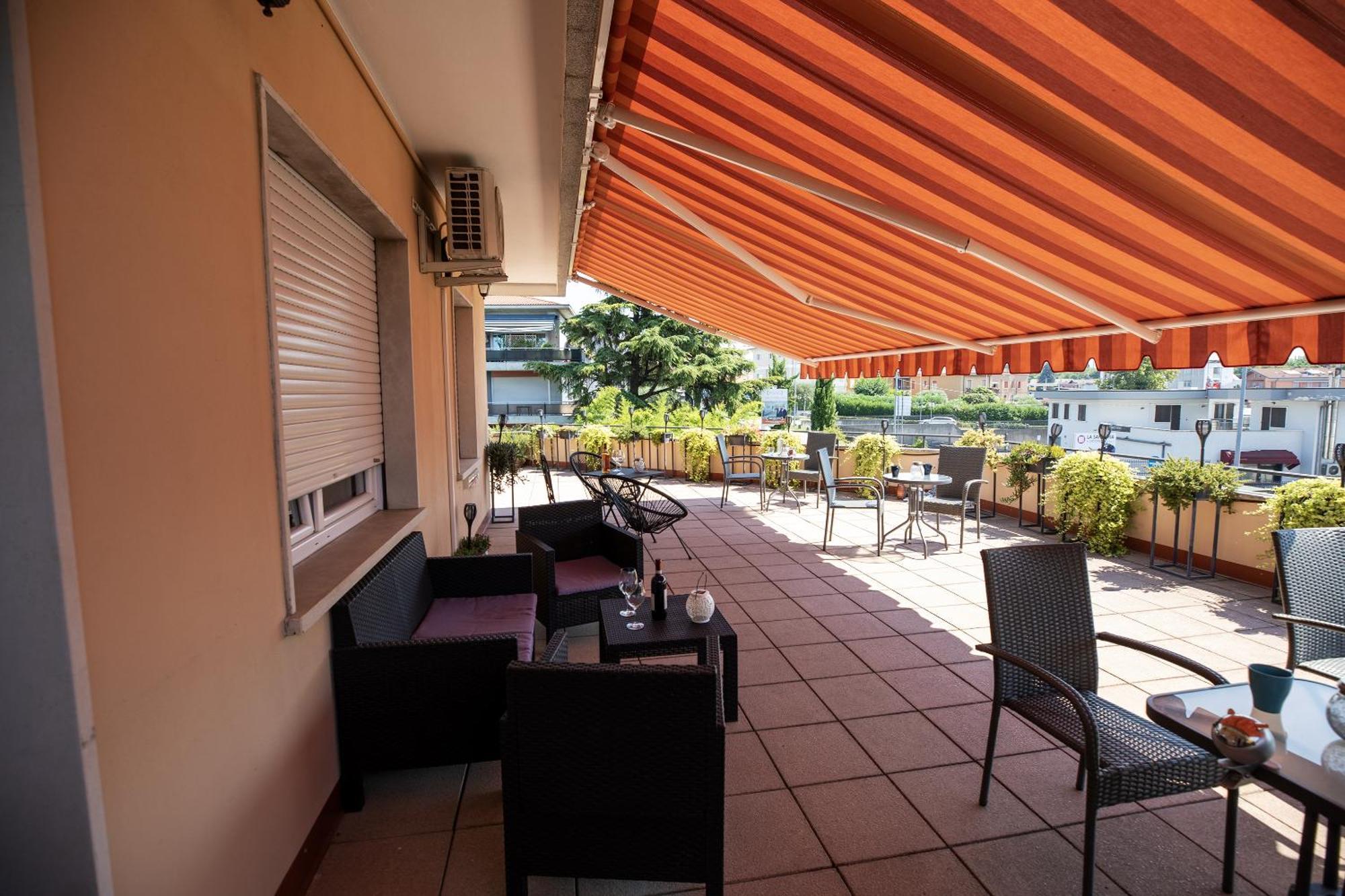 Bru Rooms Peschiera del Garda Exterior foto